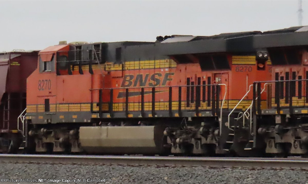 BNSF 8270